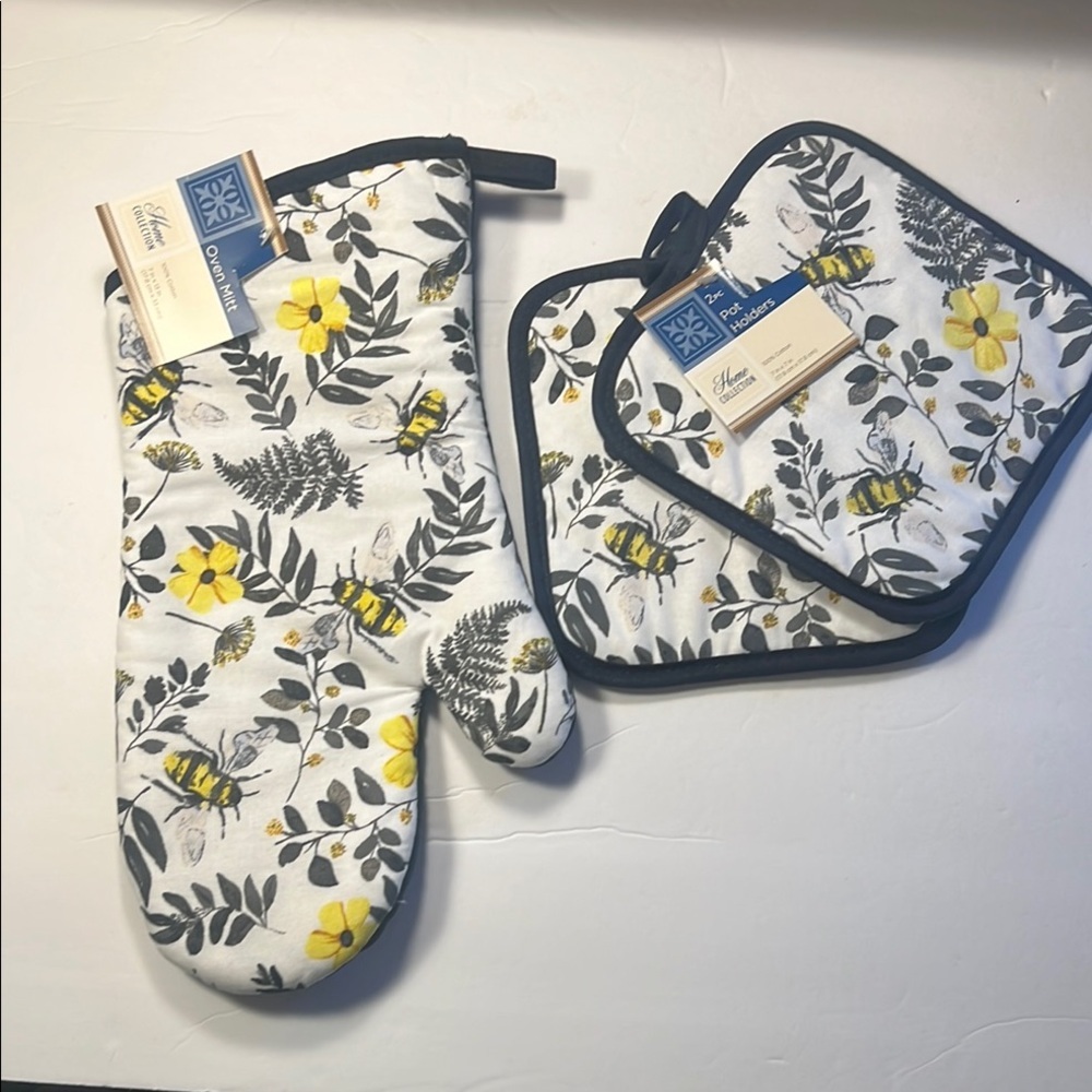 Floral Bee ๐ Oven Mitt and Pot Holder Set - Picture 16 of 16